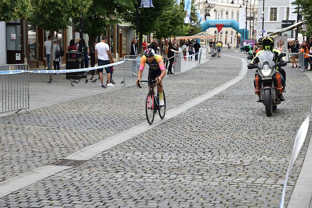 他不僅僅有 他不僅僅有